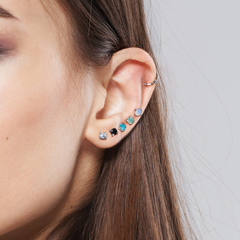 Labret with Black Agate Stone Stud - Image 2